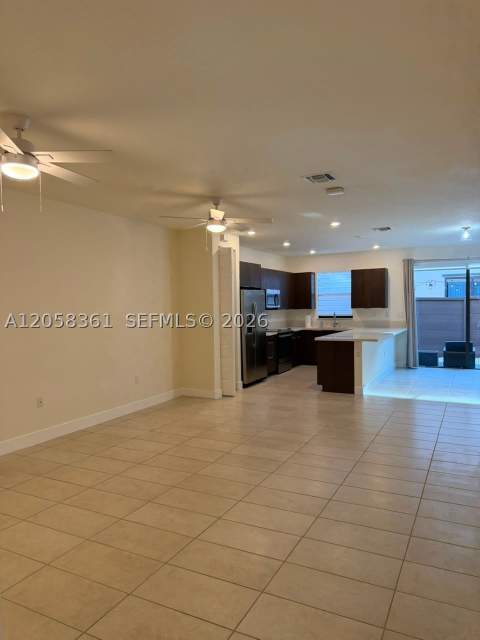 15816 NW 91st Ave, Miami Lakes FL - photo 7 of 24
