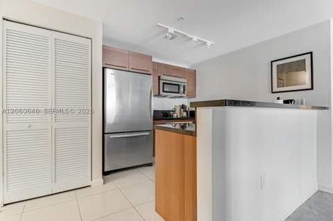 253 NE 2nd St 508, Miami FL - photo 9 of 27