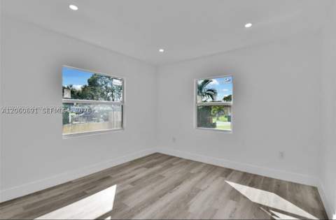 6391 SW 39th St, Miami FL - photo 12 of 17