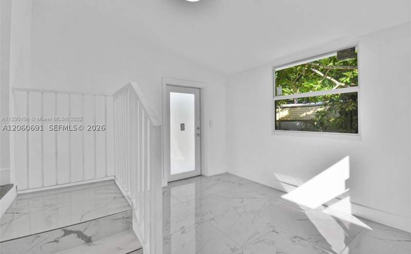 3 bedroom SingleFamilyResidence at 6391 SW 39th St, Central Miami Part 2, Miami — photo 5