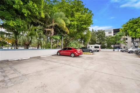 1720 NW N River Dr 107, Miami FL - photo 19 of 27