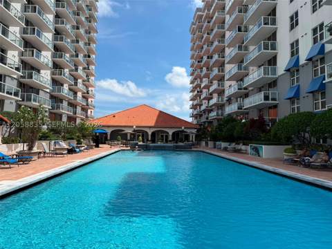 5085 NW 7th St 406, Miami FL - photo 15 of 32