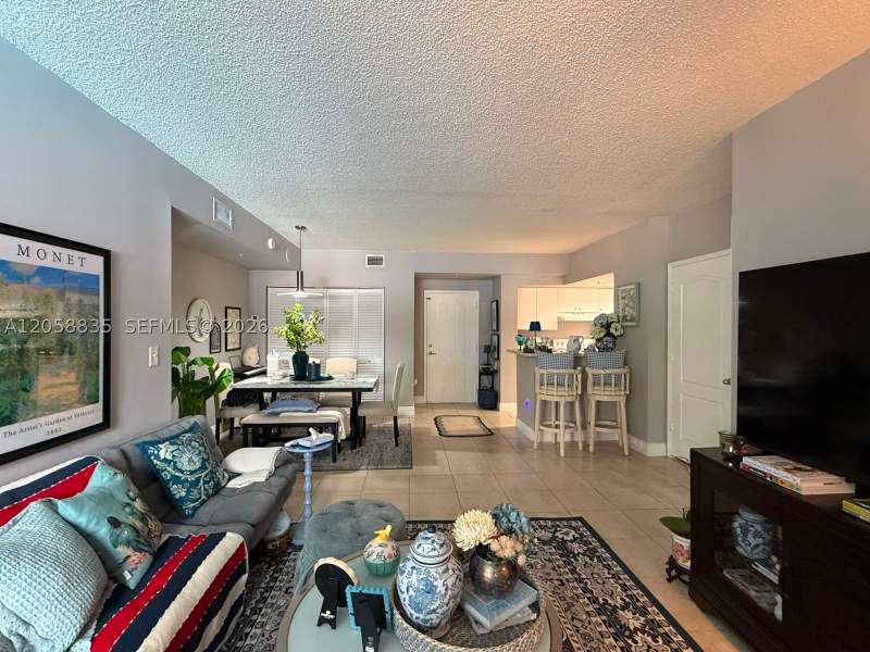 2 bedroom Condominium at 5085 NW 7th St 406, Blue Lagoon Condo, Miami — photo 3