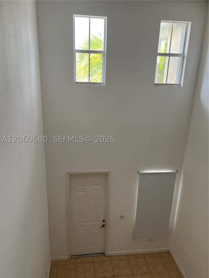 3 bedroom Townhouse at 11440 NW 75th Ter, Reserve At Doral West, Doral — photo 4