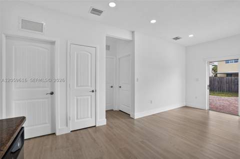 8961 SW 215th Ter, Cutler Bay FL - photo 15 of 55
