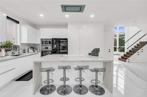9730 NW 74th Ter, Doral FL - photo 11 of 71