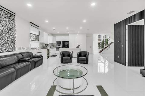 9730 NW 74th Ter, Doral FL - photo 22 of 71