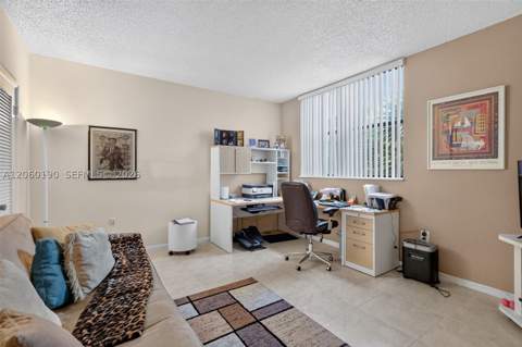 900 NE 195th St 109, Miami FL - photo 24 of 46