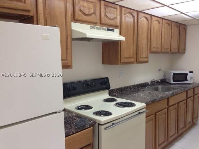 1 bedroom Condominium at 4450 NW 79th Ave 1C, Doral Gardens Condo, Doral — photo 3