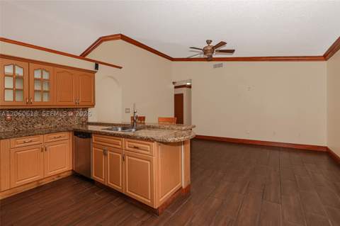 12268 SW 144th Ter, Miami FL - photo 11 of 40
