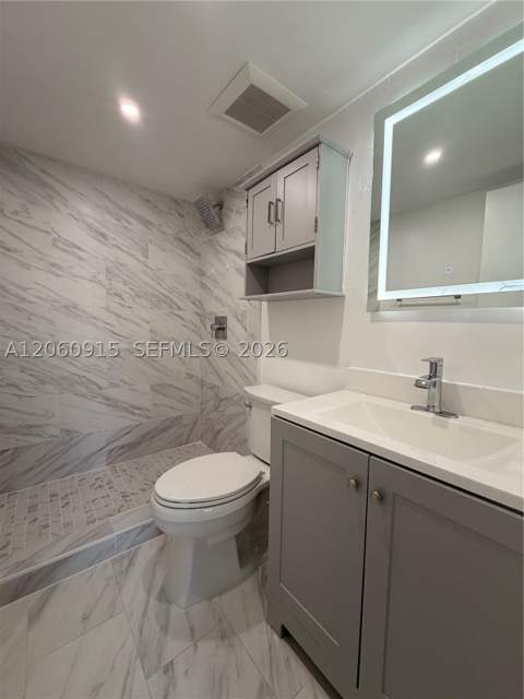 5050 NW 7th St 511, Miami FL - photo 12 of 17