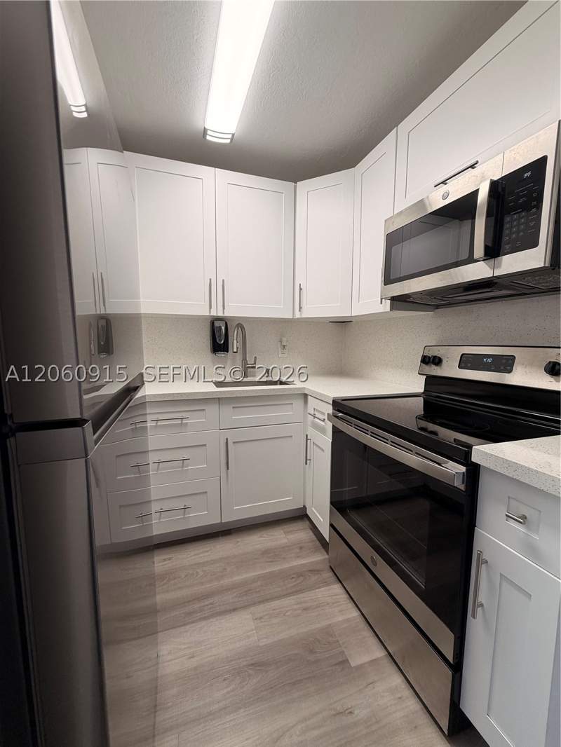 1 bedroom Condominium at 5050 NW 7th St 511, 5050 Condo, Miami — photo 2
