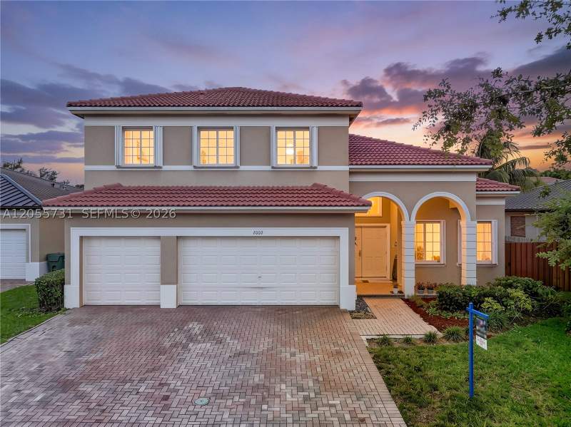 4 bedroom SingleFamilyResidence at 2002 NE 39th Ter, Floridian Bay Estates, Homestead — photo 3