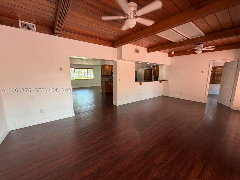 3 bedroom SingleFamilyResidence at 6305 Marlin Dr, Kings Bay Sub, Coral Gables — photo 5