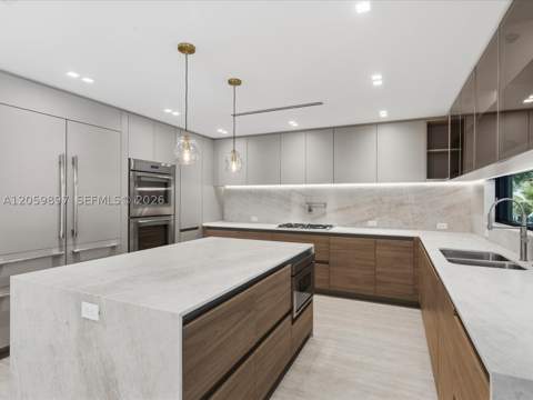 20001 NE 25th Ave, Miami FL - photo 21 of 108