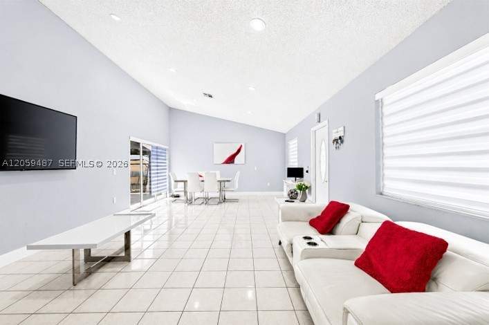3 bedroom SingleFamilyResidence at 25050 SW 129th Ct, Chante-Clare, Homestead — photo 4