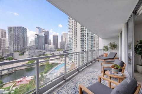 90 SW 3rd St 2001, Miami FL - photo 13 of 25