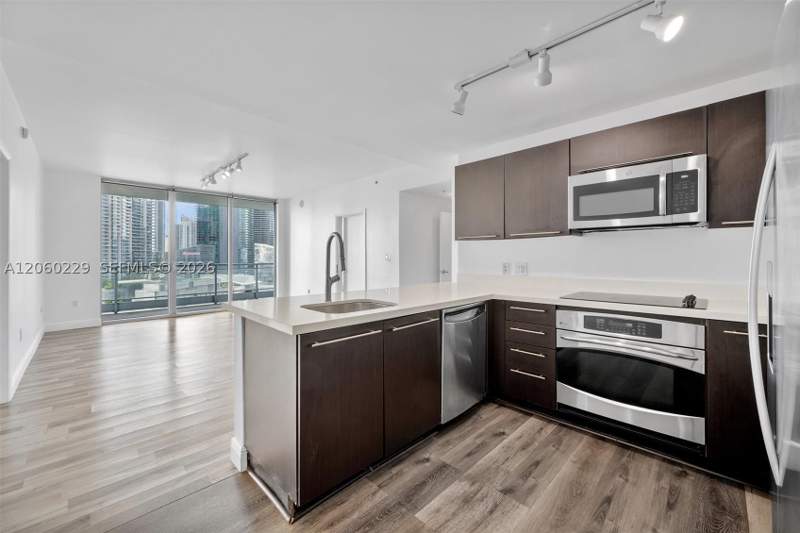 2 bedroom Condominium at 90 SW 3rd St 2001, Ivy Condo, Miami — photo 5
