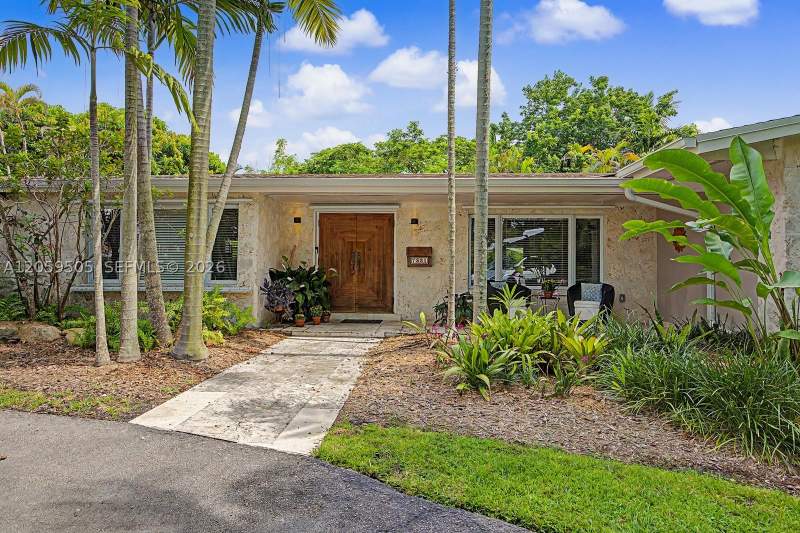 3 bedroom SingleFamilyResidence at 7331 SW 117th Ter, Montgomery East Sec 1, Pinecrest — photo 3