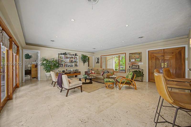 3 bedroom SingleFamilyResidence at 7331 SW 117th Ter, Montgomery East Sec 1, Pinecrest — photo 5