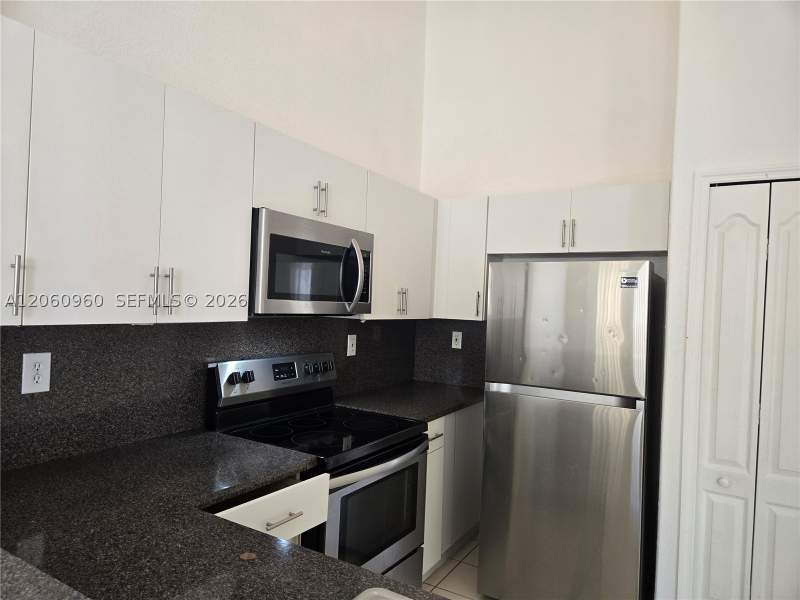 3 bedroom Condominium at 2758 SE 17th Ave 203, Shoma Condo At Keys Cove, Homestead — photo 4