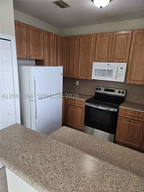 1442 SE 24th Ct 358, Homestead FL - photo 6 of 27