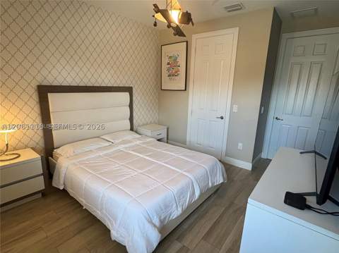 8925 NW 99th Ct, Doral FL - photo 17 of 24