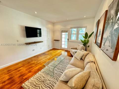 736 13th St 104, Miami Beach FL - photo 15 of 25