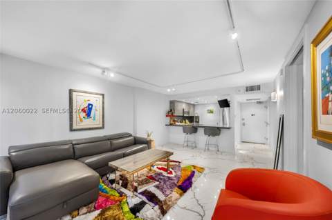 465 Ocean Dr 303, Miami Beach FL - photo 11 of 27