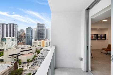 227 NE 2nd St 2202, Miami FL - photo 7 of 24