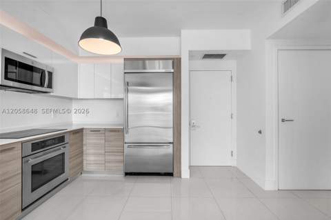 1300 Brickell Bay Dr 2005, Miami FL - photo 13 of 43