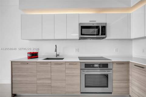 1300 Brickell Bay Dr 2005, Miami FL - photo 15 of 43