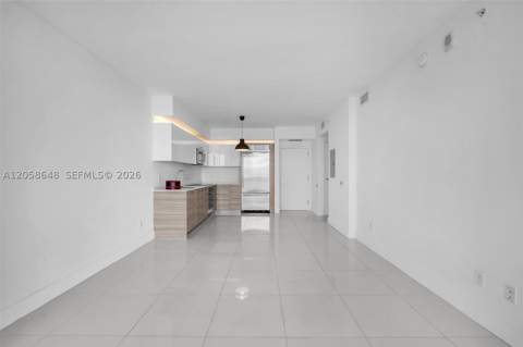 1300 Brickell Bay Dr 2005, Miami FL - photo 17 of 43