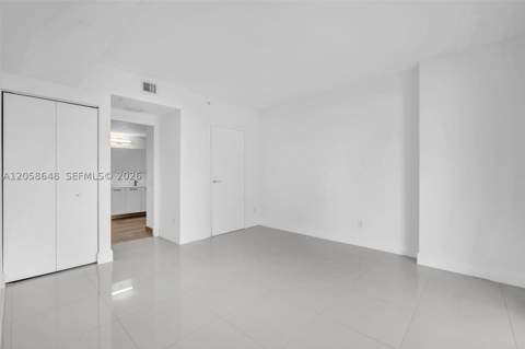 1300 Brickell Bay Dr 2005, Miami FL - photo 20 of 43