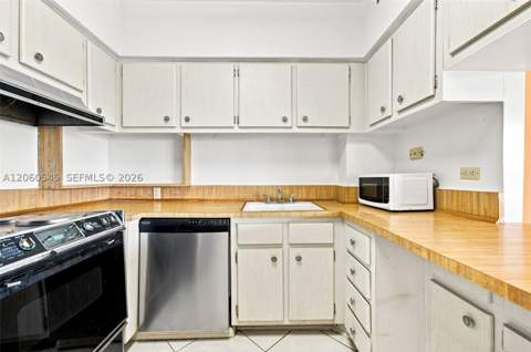 7441 Wayne Ave 10C, Miami Beach FL - photo 12 of 26