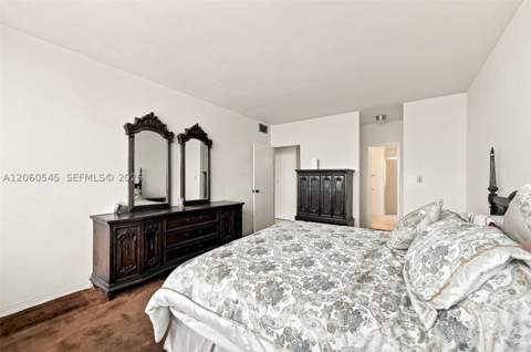7441 Wayne Ave 10C, Miami Beach FL - photo 18 of 26