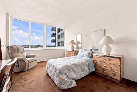 7441 Wayne Ave 10C, Miami Beach FL - photo 20 of 26