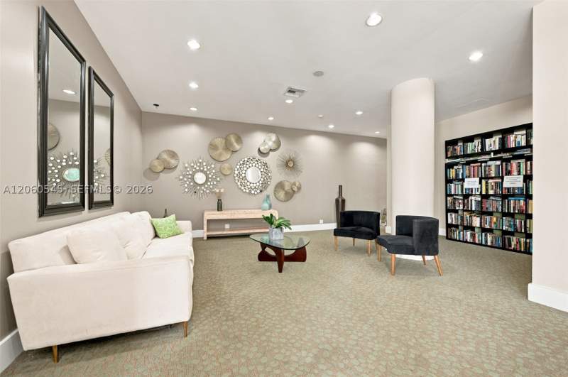 3 bedroom Condominium at 7441 Wayne Ave 10C, Parkview Point Condo, Miami Beach — photo 3