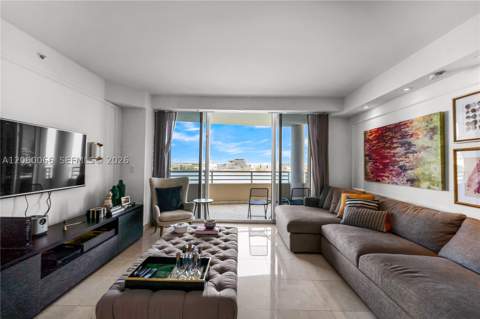 848 Brickell Key Dr 1102, Miami FL - photo 13 of 48