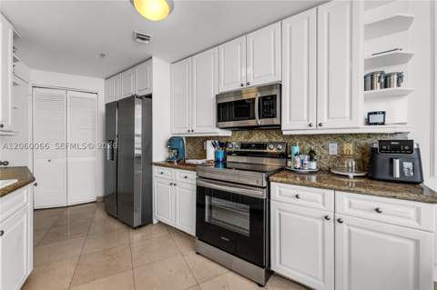 848 Brickell Key Dr 1102, Miami FL - photo 23 of 48
