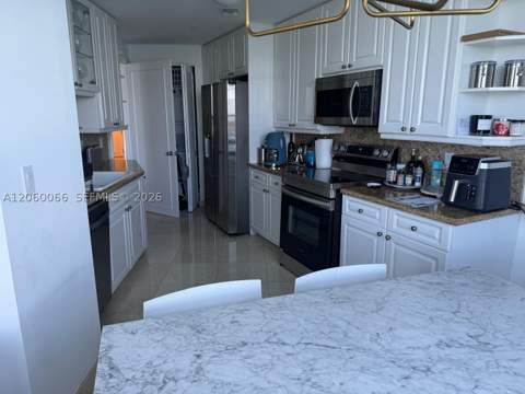 848 Brickell Key Dr 1102, Miami FL - photo 6 of 48
