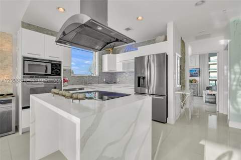 7930 East Dr 1408, North Bay Village FL - photo 12 of 63
