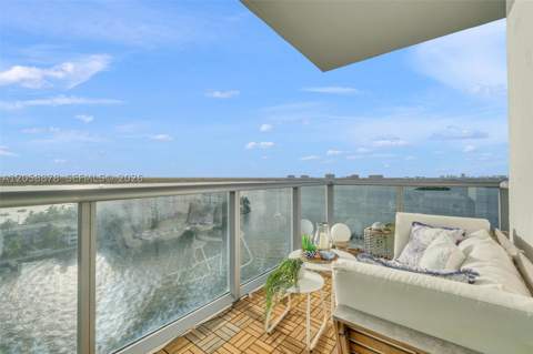 7930 East Dr 1408, North Bay Village FL - photo 21 of 63