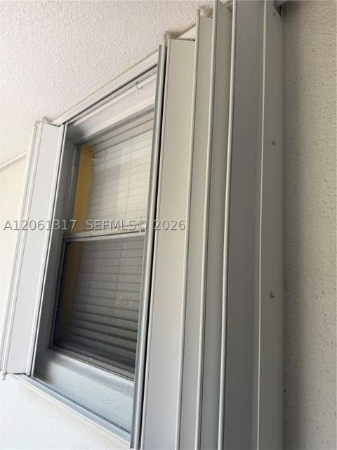 1801 S Treasure Dr 115, North Bay Village FL - photo 6 of 30