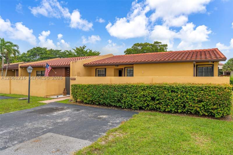 3 bedroom Townhouse at 8612 SW 148th Pl, Kendale Lakes West Townho, Miami — photo 4