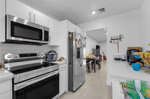 8612 SW 148th Pl, Miami FL - photo 9 of 36