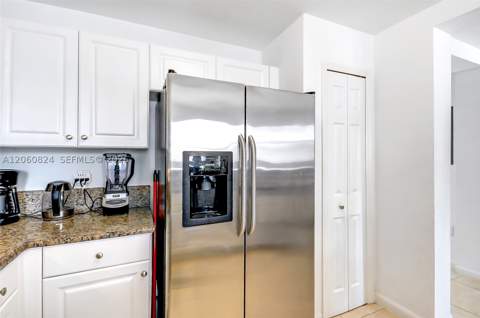 11403 NW 89th St 217, Doral FL - photo 14 of 44
