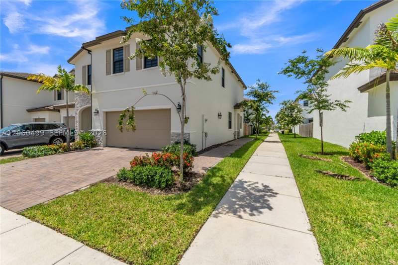 3 bedroom Townhouse at 12911 SW 231st Ter, Kendall Assemblage North, Miami — photo 3