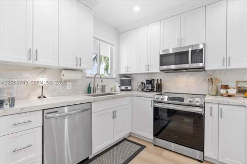 6100 NW 2nd St, Miami FL - photo 11 of 36