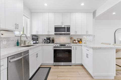 6100 NW 2nd St, Miami FL - photo 9 of 36